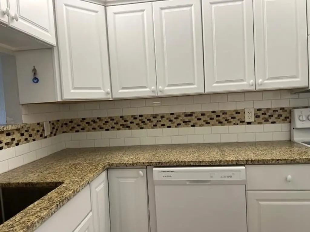 2588 Riverside Drive Coral Springs FL 33065