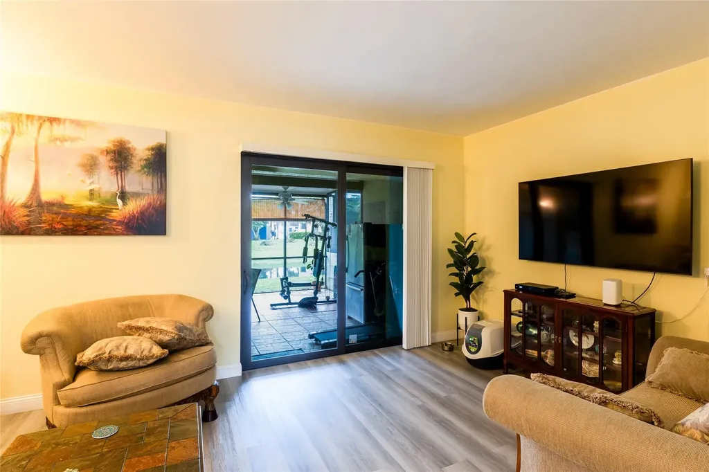 8973 Palm Tree Lane Pembroke Pines FL 33024