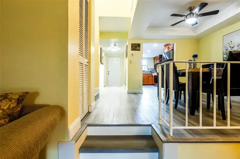 8973 Palm Tree Lane Pembroke Pines FL 33024