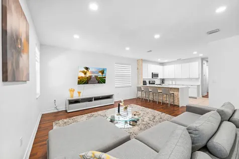 11491 NW 82nd Terrace NW Doral FL 33178