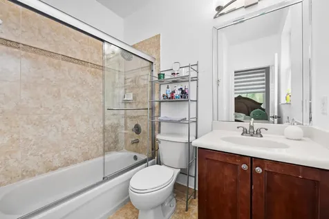 11491 NW 82nd Terrace NW Doral FL 33178