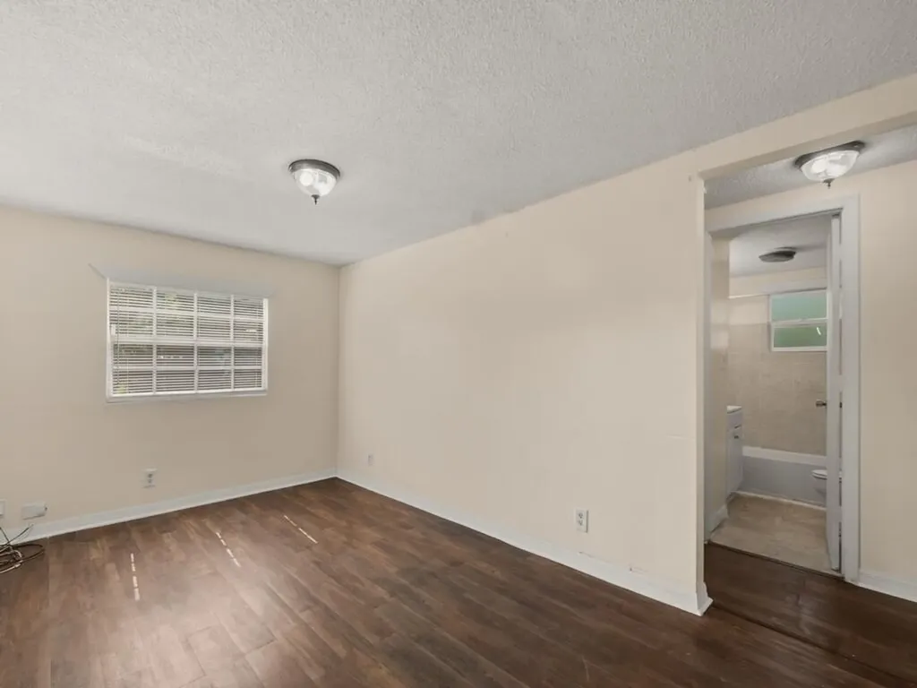 3370 45th Place Vero Beach FL 32967