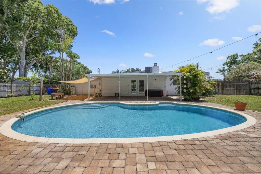 145 18th Avenue Vero Beach FL 32962