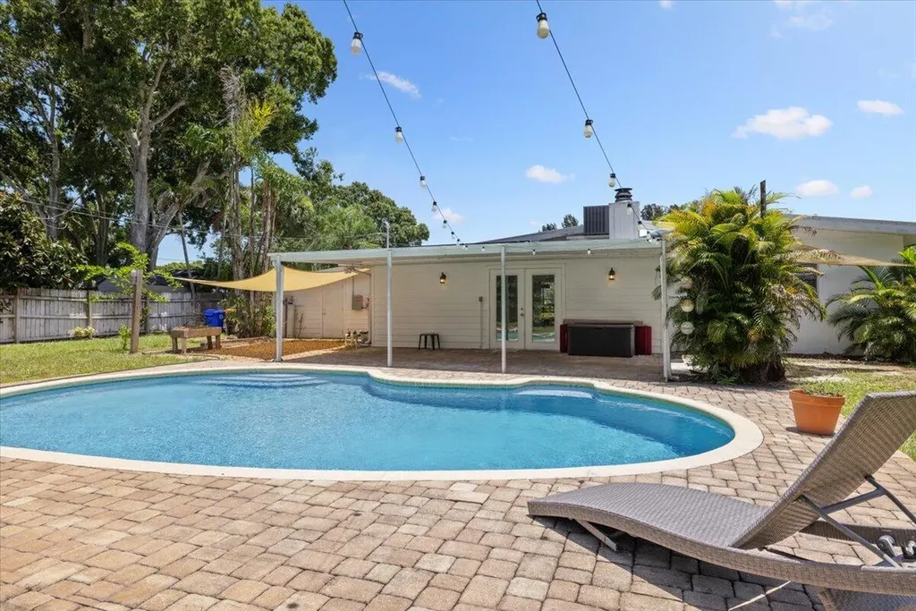 145 18th Avenue Vero Beach FL 32962
