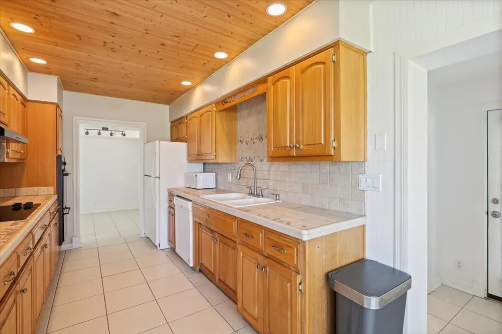 145 18th Avenue Vero Beach FL 32962