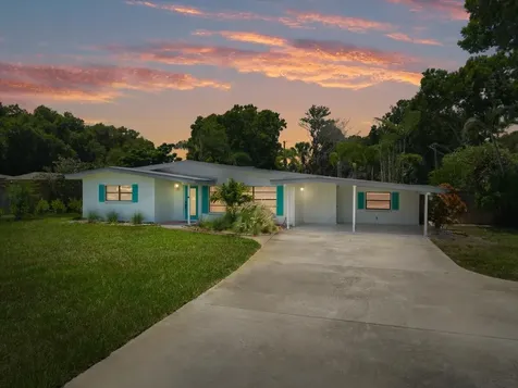 145 18th Avenue Vero Beach FL 32962
