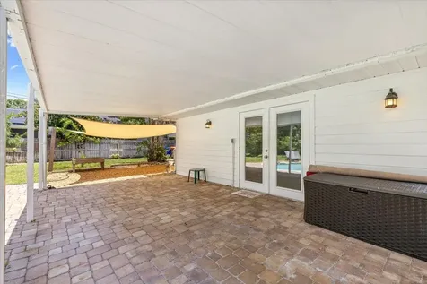 145 18th Avenue Vero Beach FL 32962