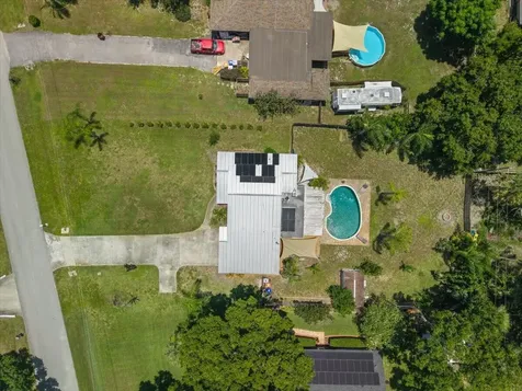 145 18th Avenue Vero Beach FL 32962
