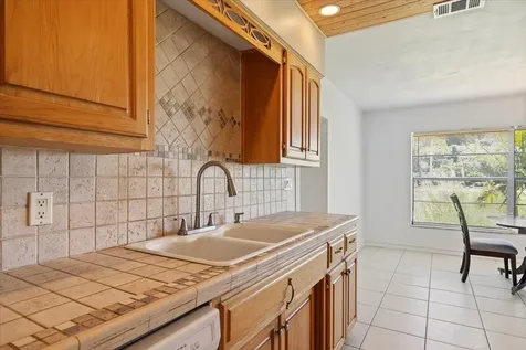 145 18th Avenue Vero Beach FL 32962