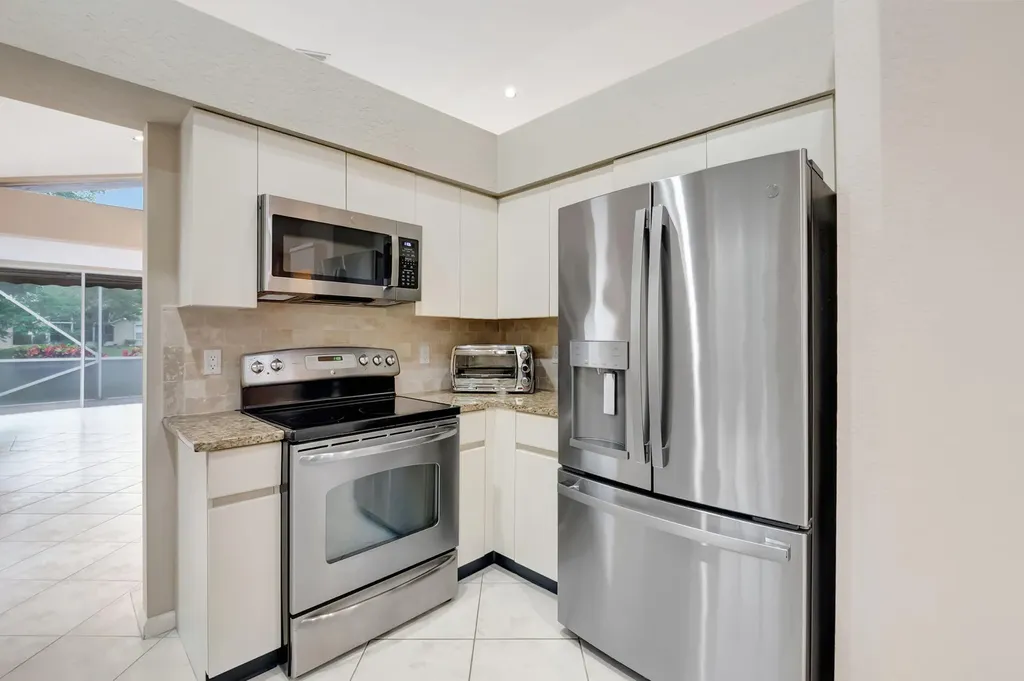 11081 Springbrook Circle Boynton Beach FL 33437