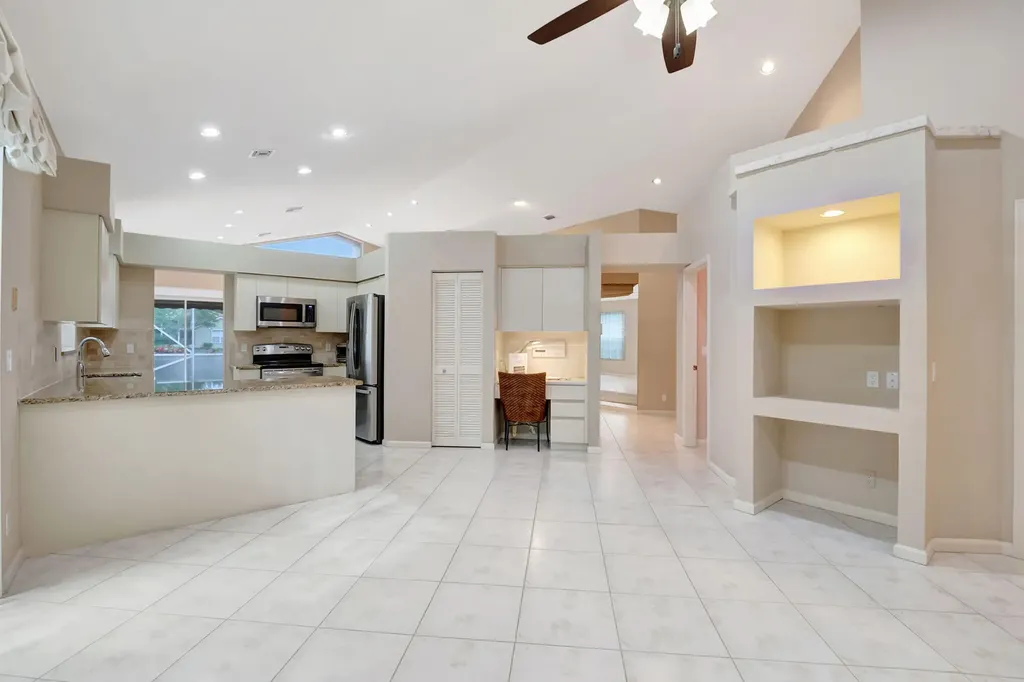 11081 Springbrook Circle Boynton Beach FL 33437