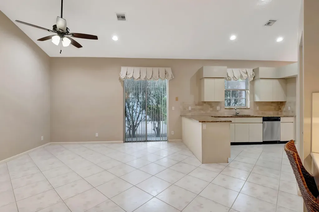 11081 Springbrook Circle Boynton Beach FL 33437