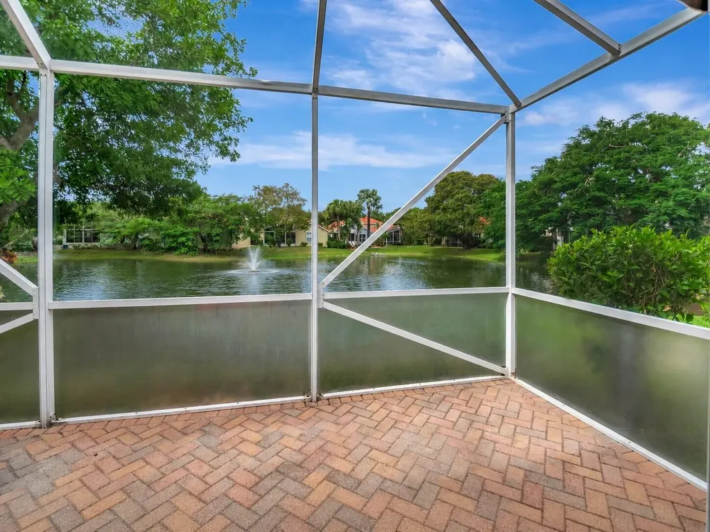 11081 Springbrook Circle Boynton Beach FL 33437