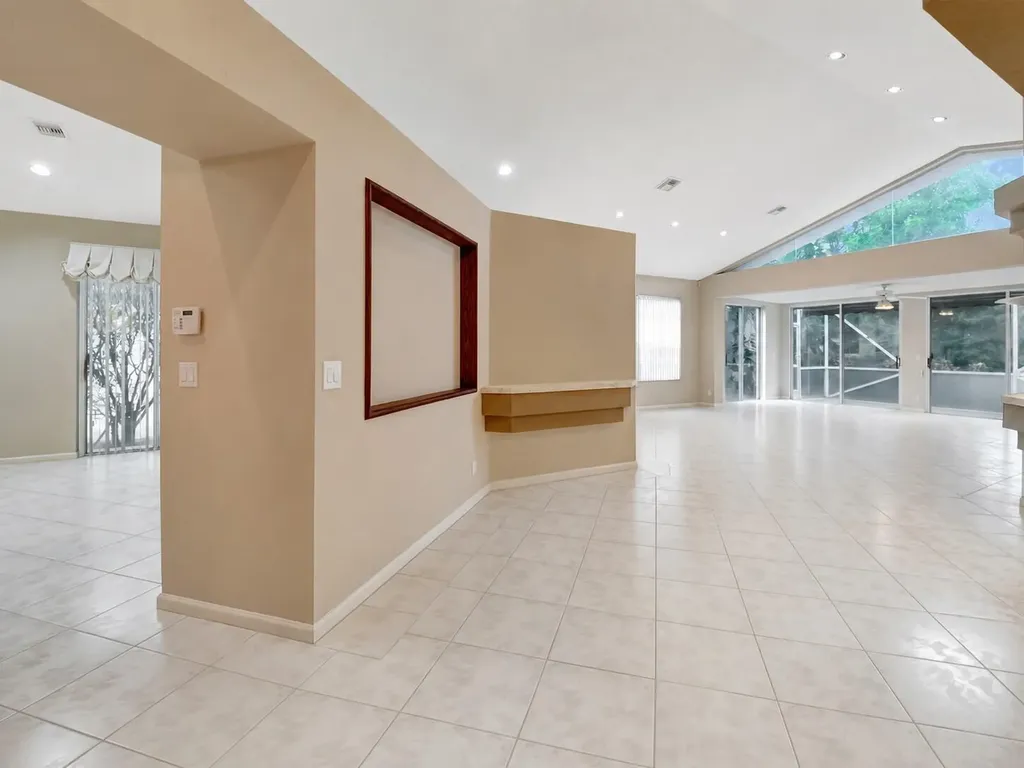 11081 Springbrook Circle Boynton Beach FL 33437