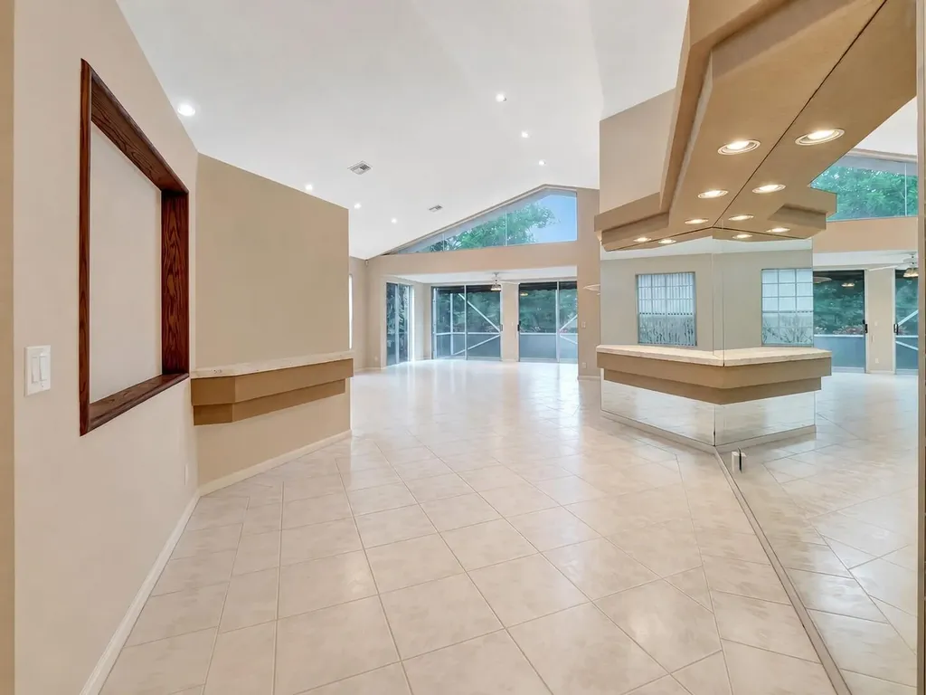 11081 Springbrook Circle Boynton Beach FL 33437