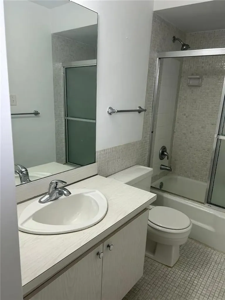 2491 SW 82nd Avenue Davie FL 33324