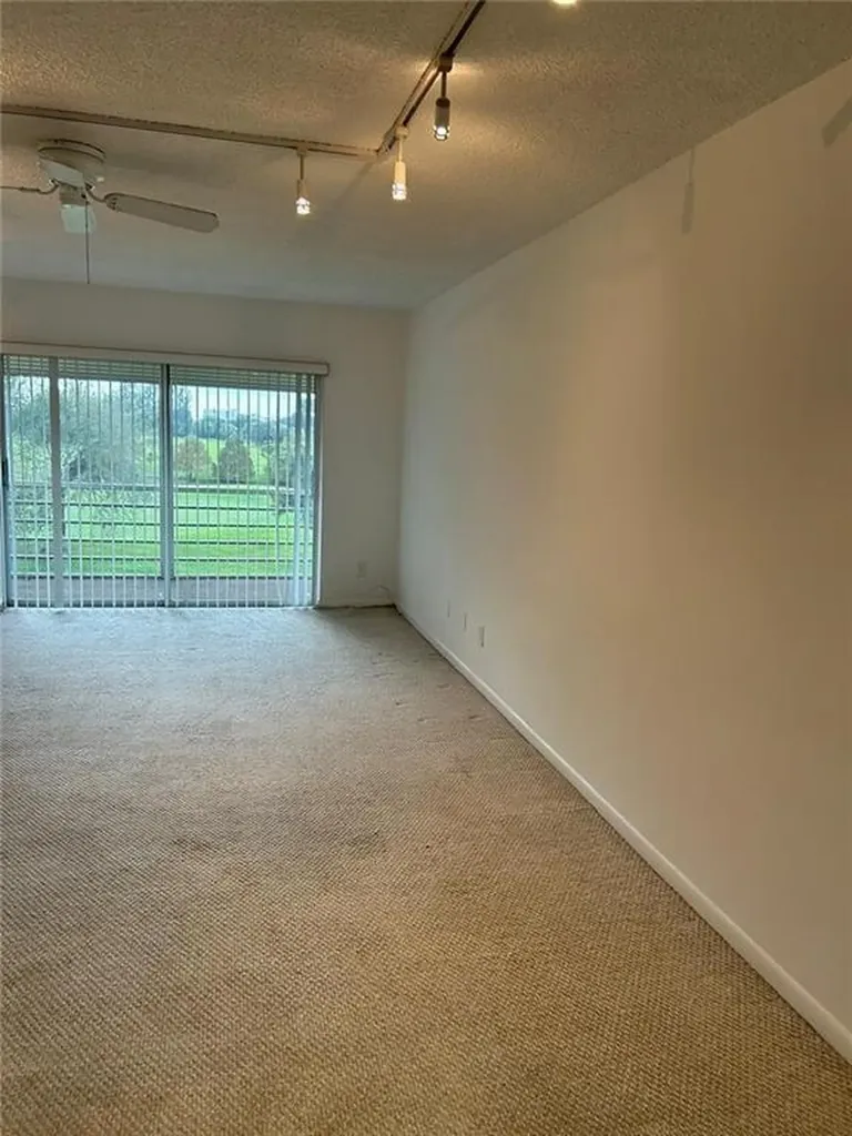 2491 SW 82nd Avenue Davie FL 33324