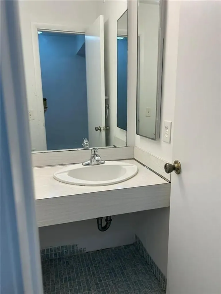 2491 SW 82nd Avenue Davie FL 33324