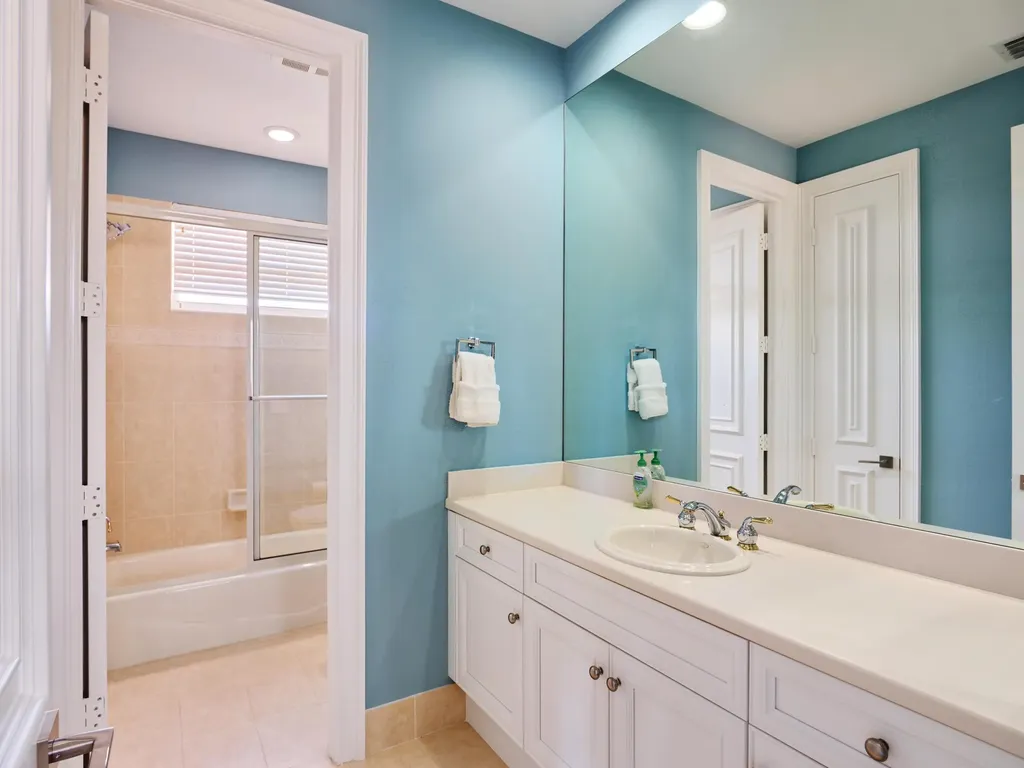 122 Via Paradisio Palm Beach Gardens FL 33418