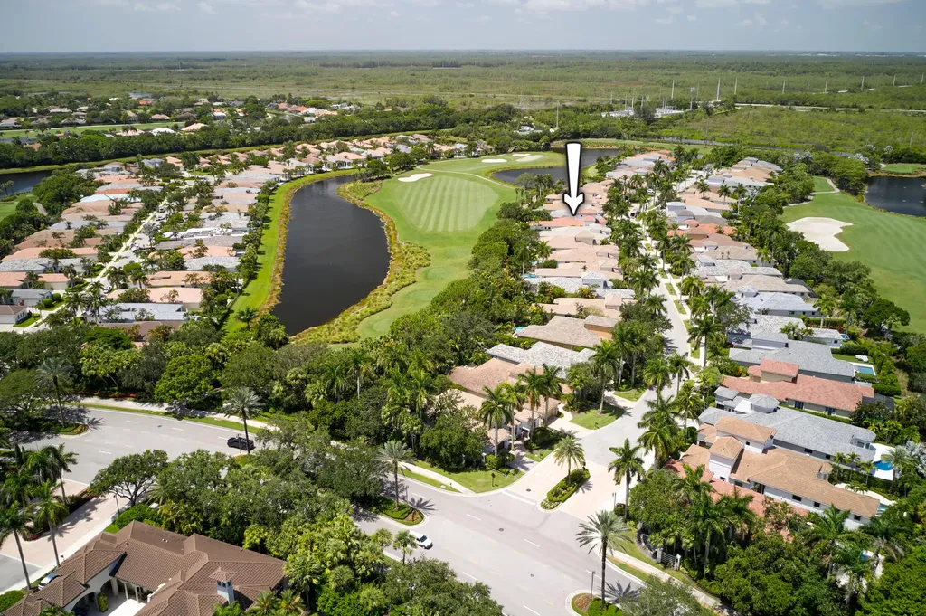122 Via Paradisio Palm Beach Gardens FL 33418