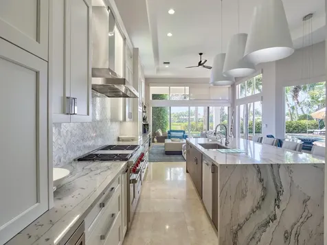 122 Via Paradisio Palm Beach Gardens FL 33418