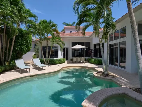 122 Via Paradisio Palm Beach Gardens FL 33418