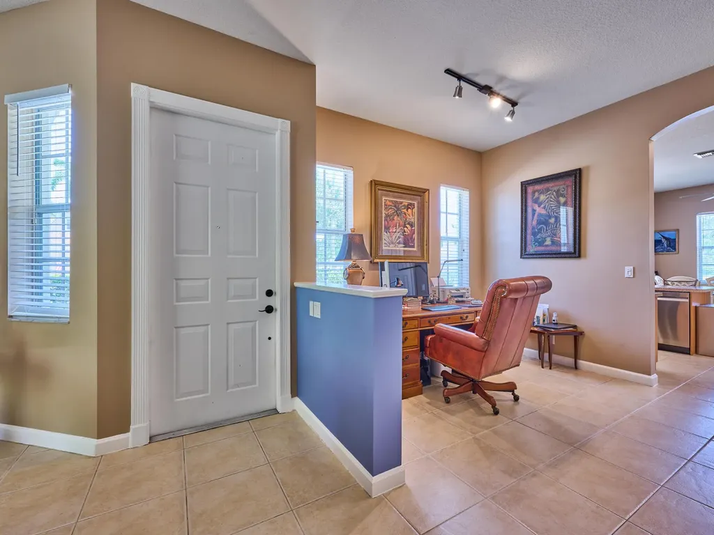 530 Commons Drive Palm Beach Gardens FL 33418