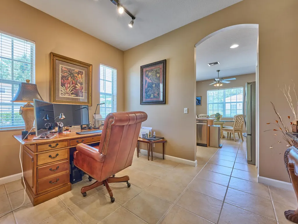 530 Commons Drive Palm Beach Gardens FL 33418