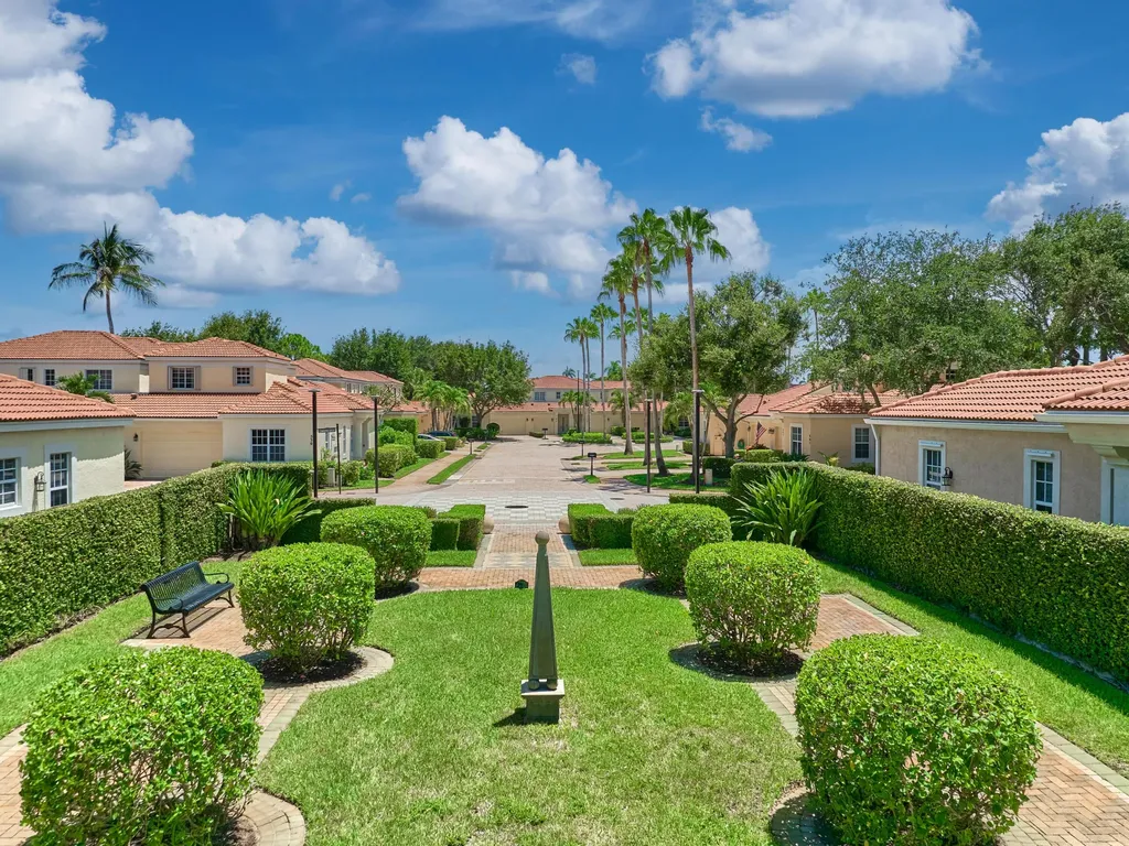 530 Commons Drive Palm Beach Gardens FL 33418