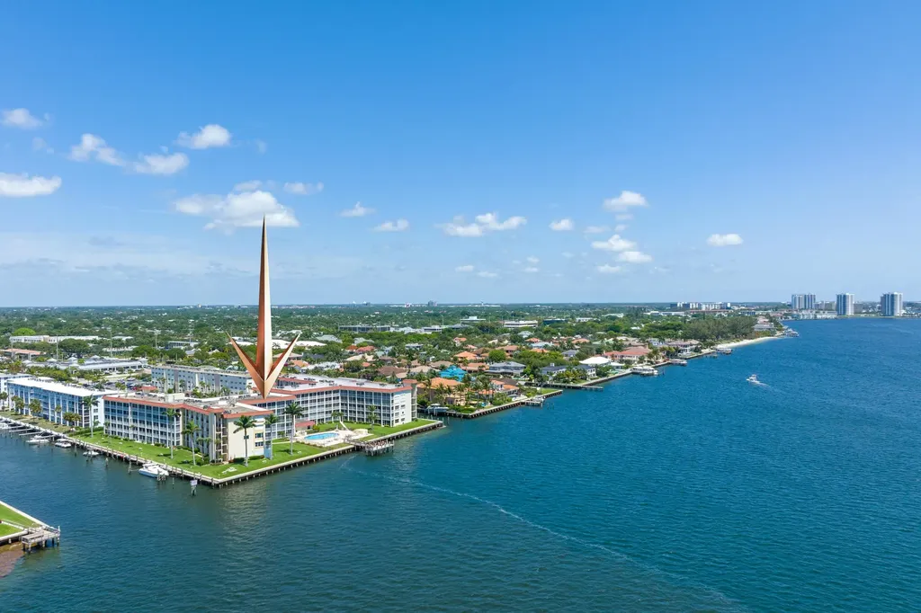 100 Paradise Harbour Boulevard North Palm Beach FL 33408