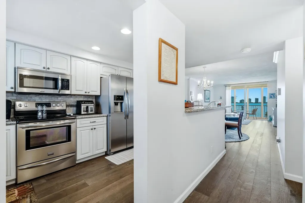 100 Paradise Harbour Boulevard North Palm Beach FL 33408