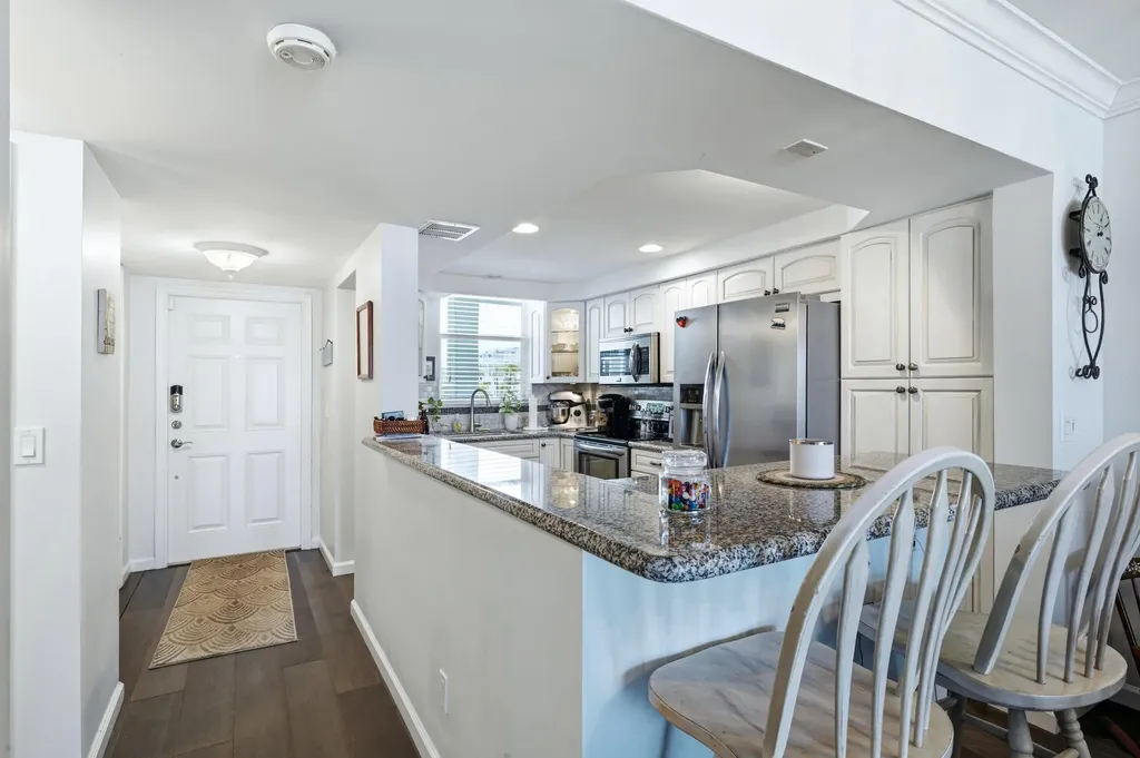 100 Paradise Harbour Boulevard North Palm Beach FL 33408