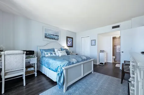 100 Paradise Harbour Boulevard North Palm Beach FL 33408