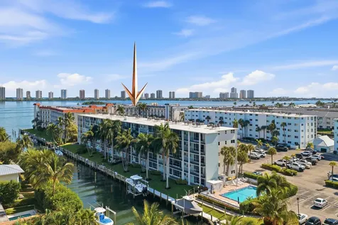 100 Paradise Harbour Boulevard North Palm Beach FL 33408