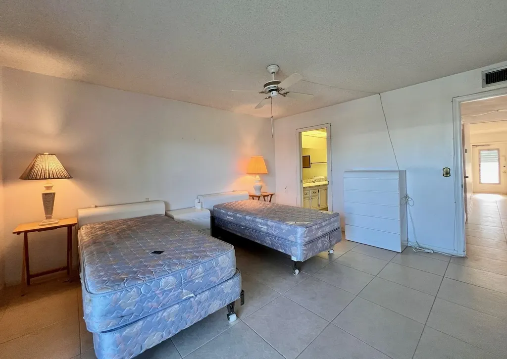 213 Wellington L West Palm Beach FL 33417