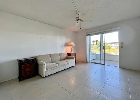 213 Wellington L West Palm Beach FL 33417