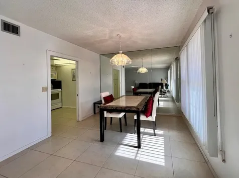 213 Wellington L West Palm Beach FL 33417