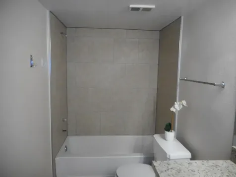2946 S University Drive Davie FL 33328