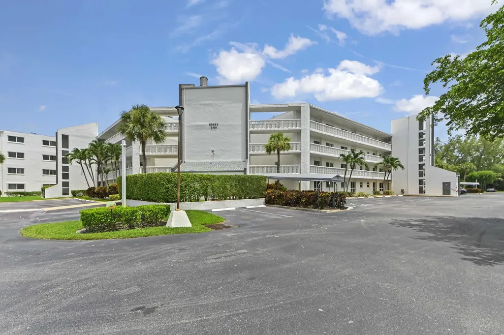 3326 Arcara Way Lake Worth FL 33467