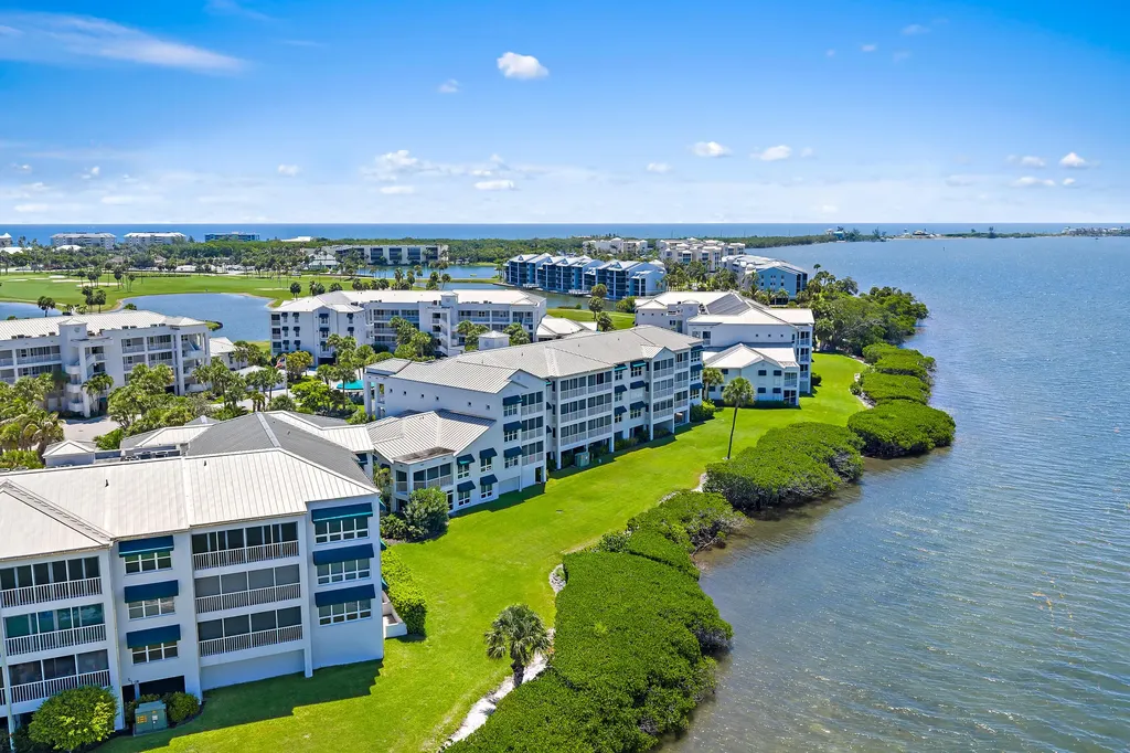 164 NE Edgewater Drive Stuart FL 34996