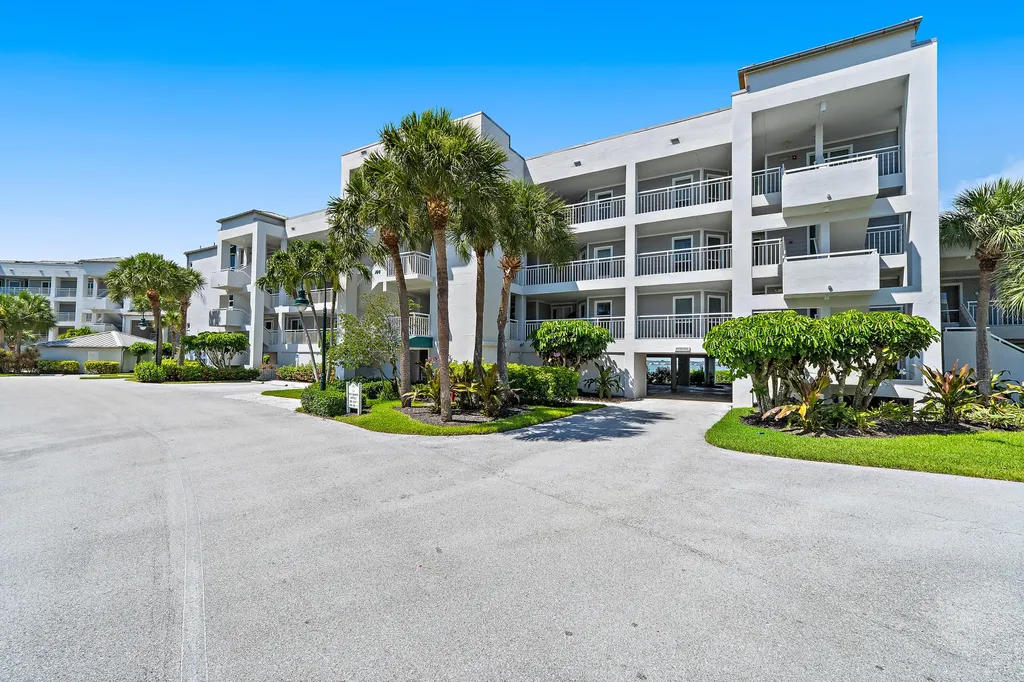 164 NE Edgewater Drive Stuart FL 34996