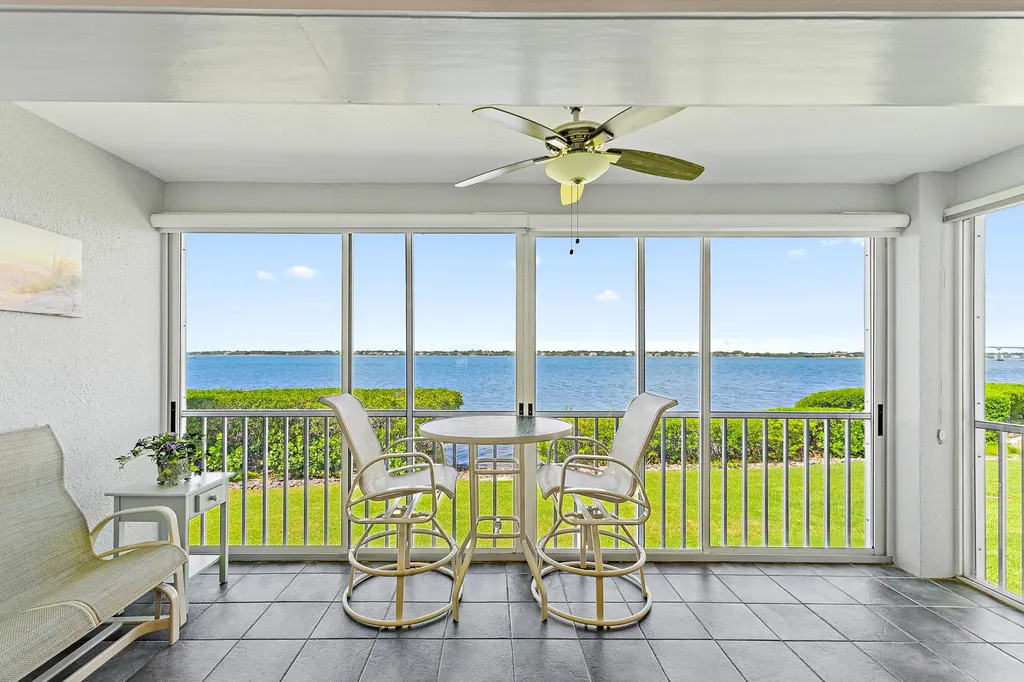 164 NE Edgewater Drive Stuart FL 34996