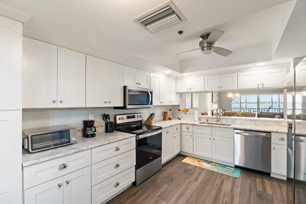 164 NE Edgewater Drive Stuart FL 34996