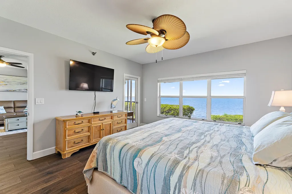 164 NE Edgewater Drive Stuart FL 34996