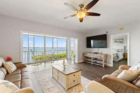 164 NE Edgewater Drive Stuart FL 34996