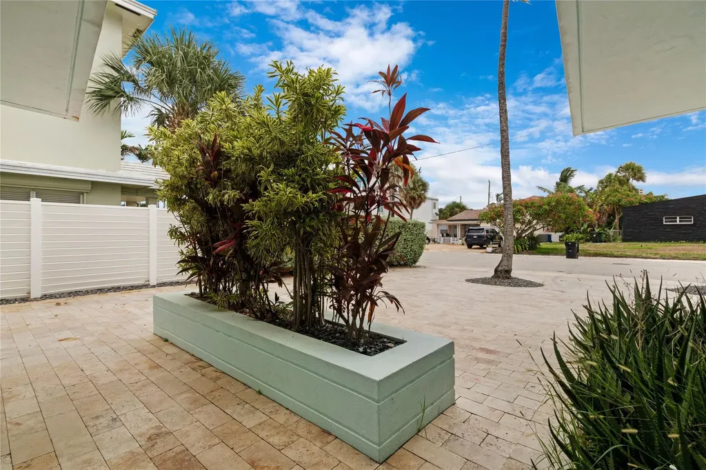 3321 NE 16th Court Fort Lauderdale FL 33305