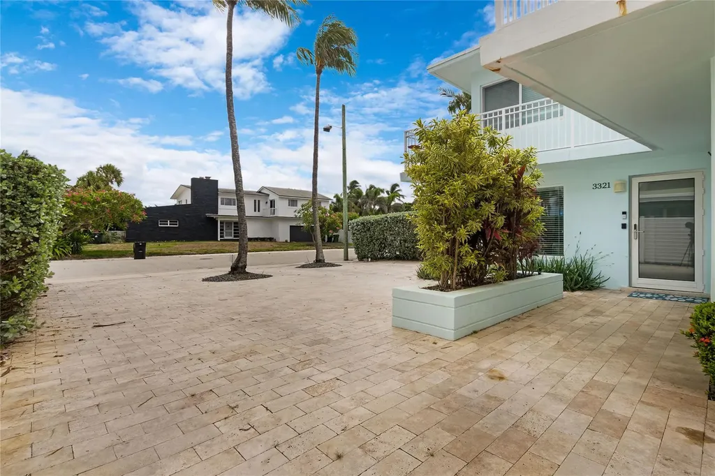 3321 NE 16th Court Fort Lauderdale FL 33305