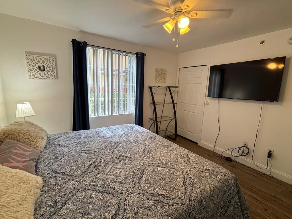 6760 Heritage Grande Boynton Beach FL 33437