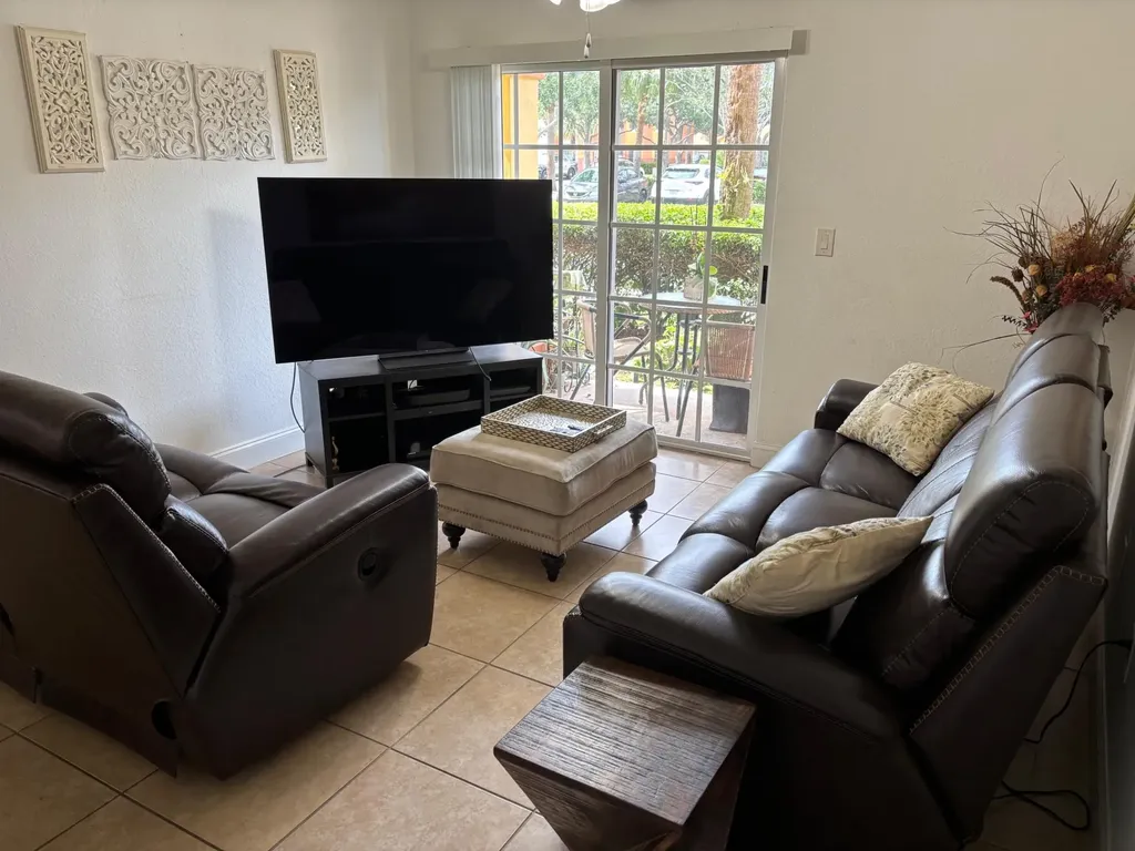 6760 Heritage Grande Boynton Beach FL 33437
