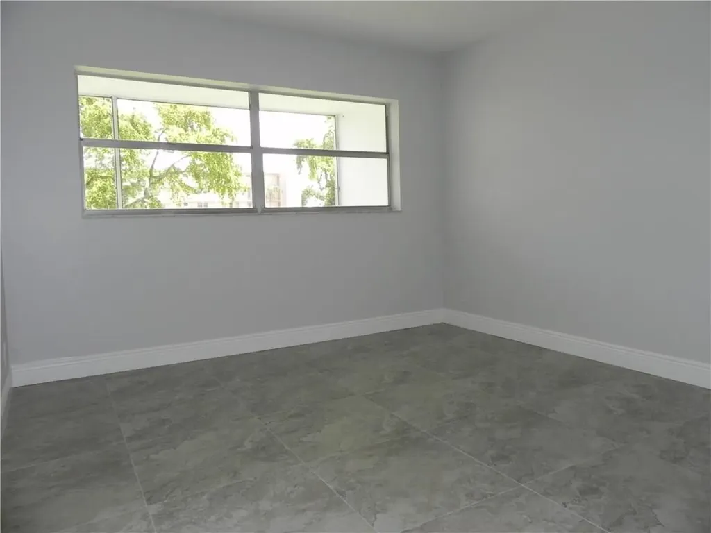 4650 Washington Street Hollywood FL 33021
